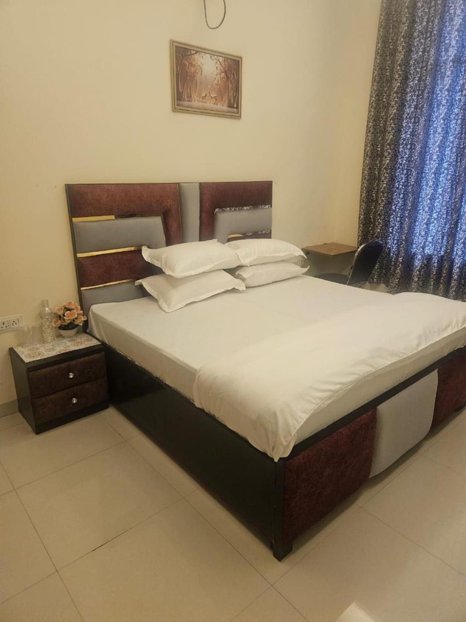 Ashirwaad 249 Bed and Breakfast Greater Noida Eksteriør billede