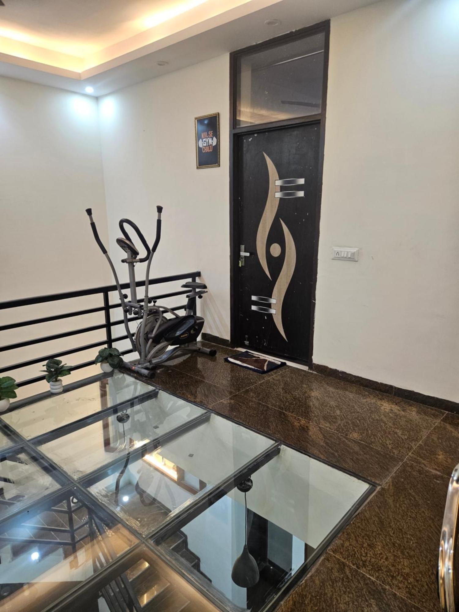 Ashirwaad 249 Bed and Breakfast Greater Noida Eksteriør billede