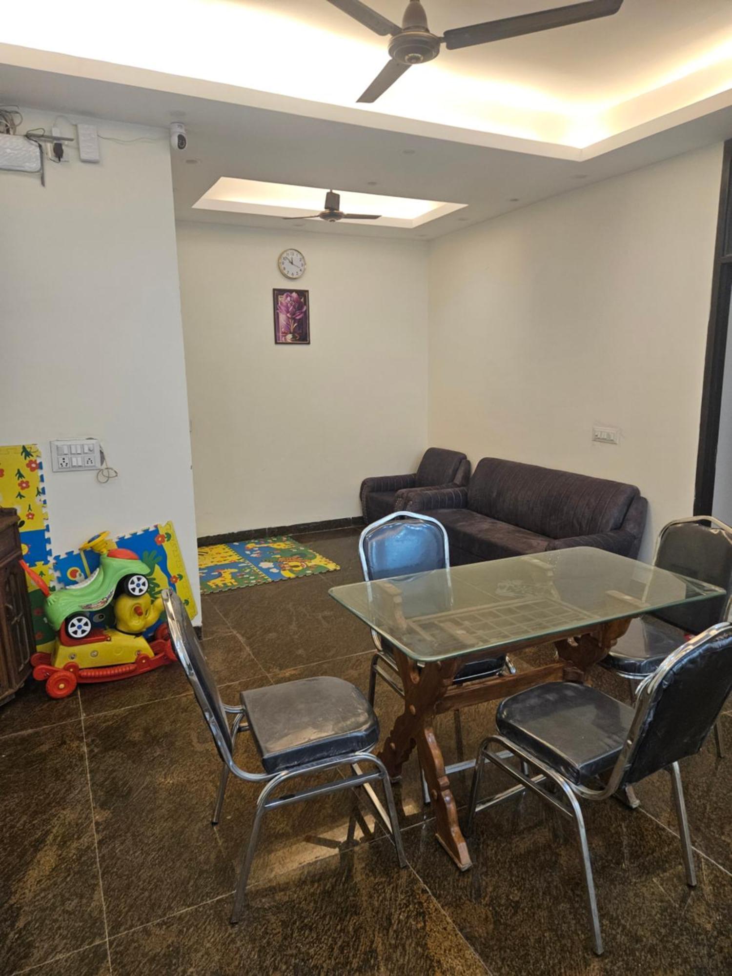 Ashirwaad 249 Bed and Breakfast Greater Noida Eksteriør billede